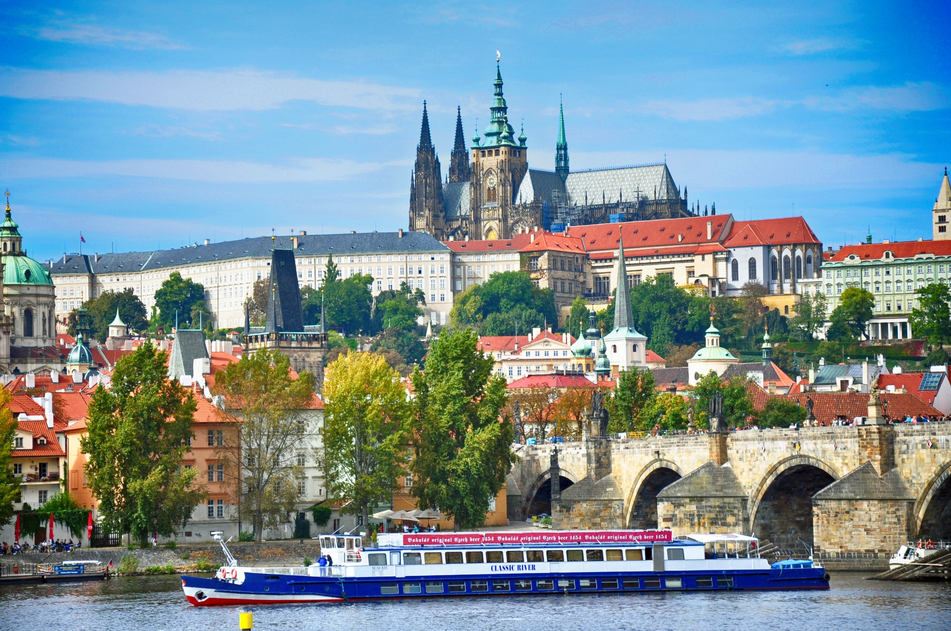 Panoramatická plavba po Vltavě